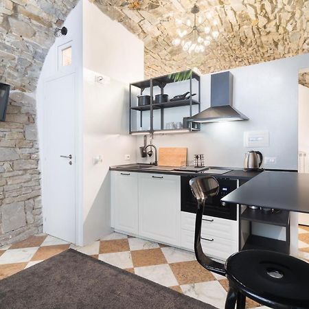 Bergamo Art Apartment ภายนอก รูปภาพ